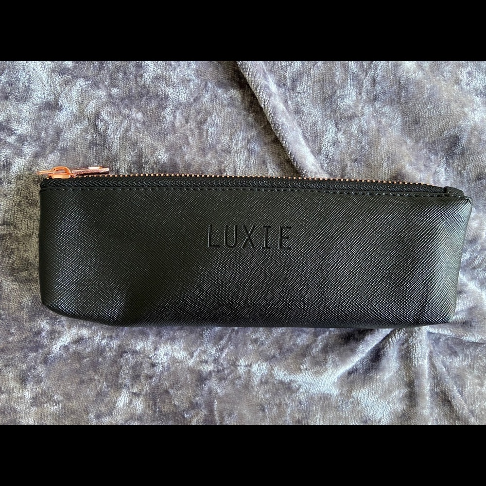 NEW Luxie Wonderlust Brush and Bag Set - Picture 10 of 14